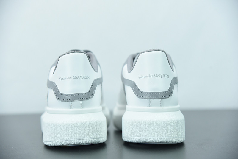 alexer mceen sneakers