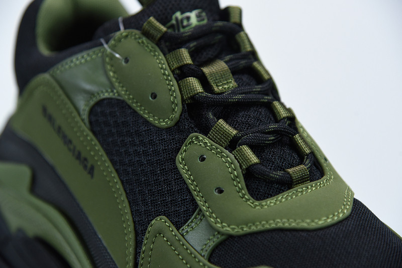 bc triple s trainer 536737 w2fw1 1978