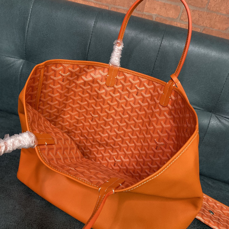 GOYARD PURSE