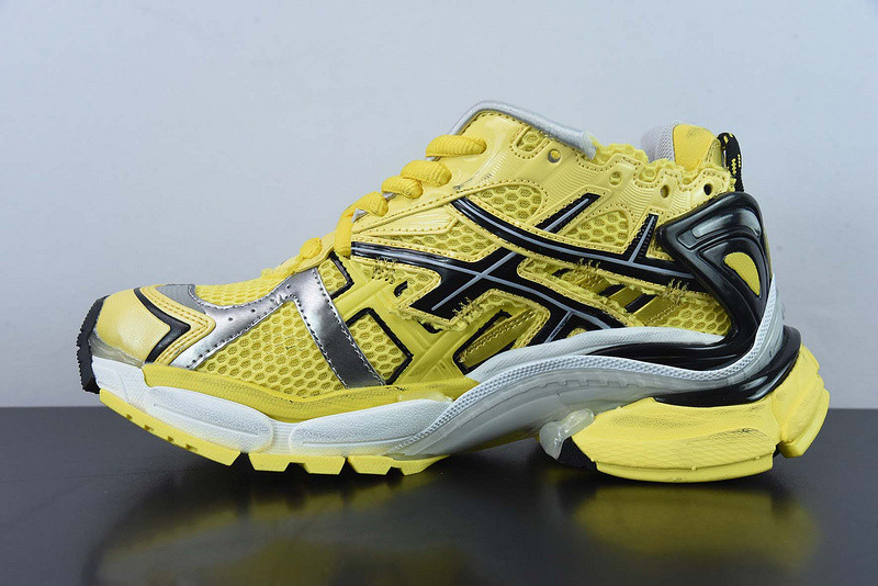 Ba*len*cia*ga runner sneaker