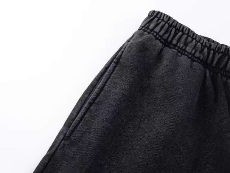 Ba*len*cia*ga clothes