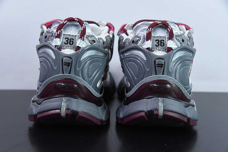 Ba*len*cia*ga runner sneaker