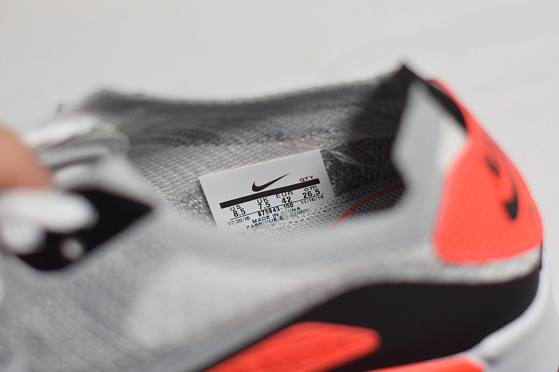 nike air max 90 ultra 2.0 flyknit 875943-100