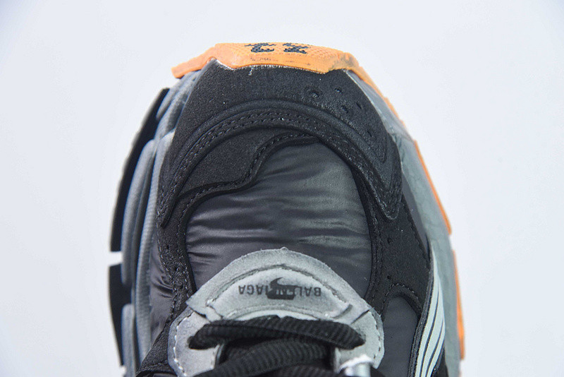 Ba*len*cia*ga runner sneaker