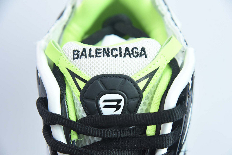Ba*len*cia*ga runner sneaker