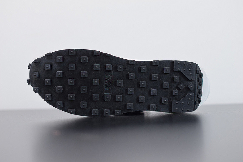 nike sacai x ldv waffle