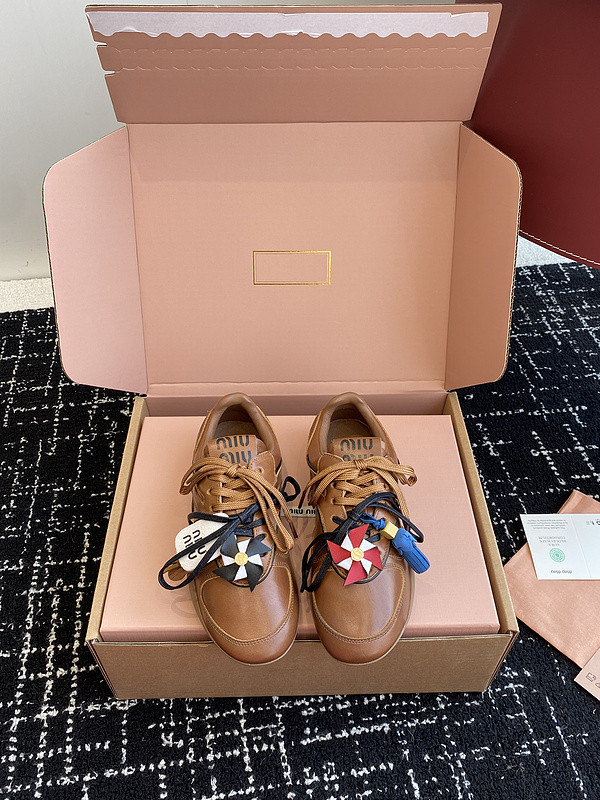 MIUMIU SNEAKER